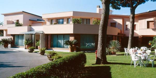 Hotel Da Filie' Querceta Exteriör bild